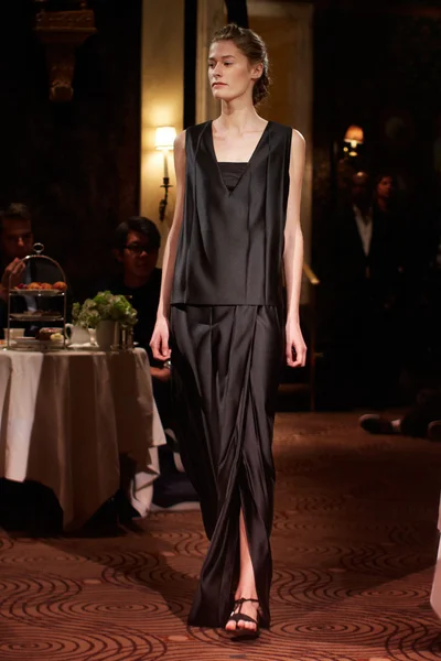 Look 24